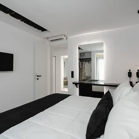 Naxos Petite In Town Apartment